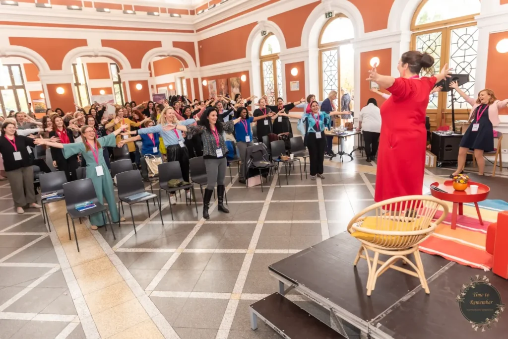 konverentsil osalejatele vahepala naerukoolituse näol